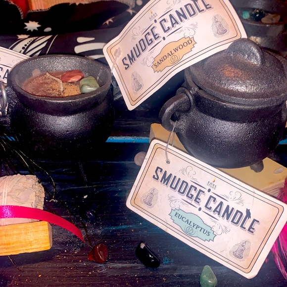 SMUDGE CANDLE kit w/Cauldron & Lid, Sage, Palo Santo & 2 stones. - Picture 7 of 12